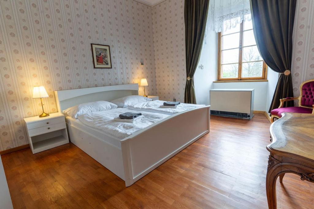 Maison d'hôtes Zamek Lnare